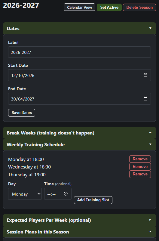 OnTheGrass season detail screen with dates, break weeks, weekly training schedule, and expected players per week